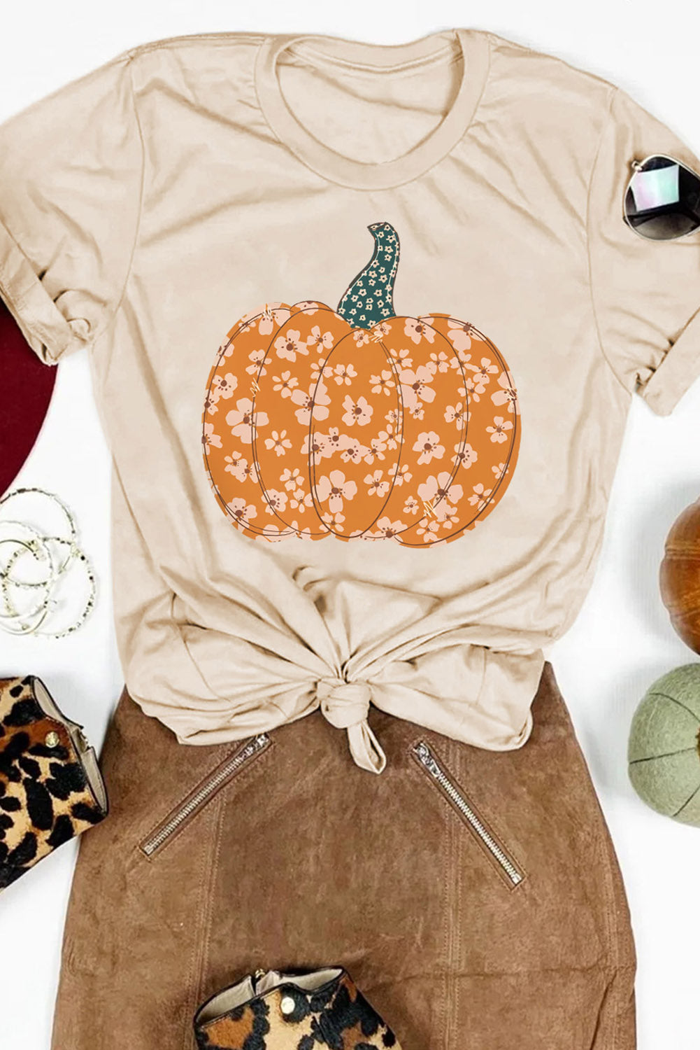 Khaki Sweet Floral Pumpkin Graphic Tee Item NO.: 2560