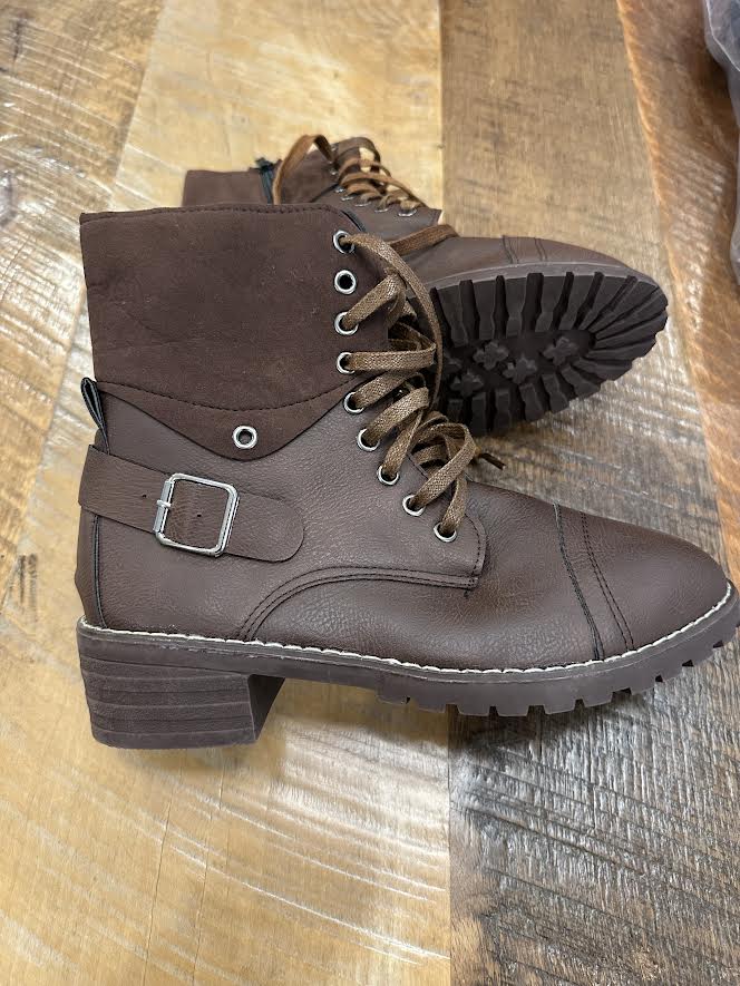 Brown Boots with Buckle