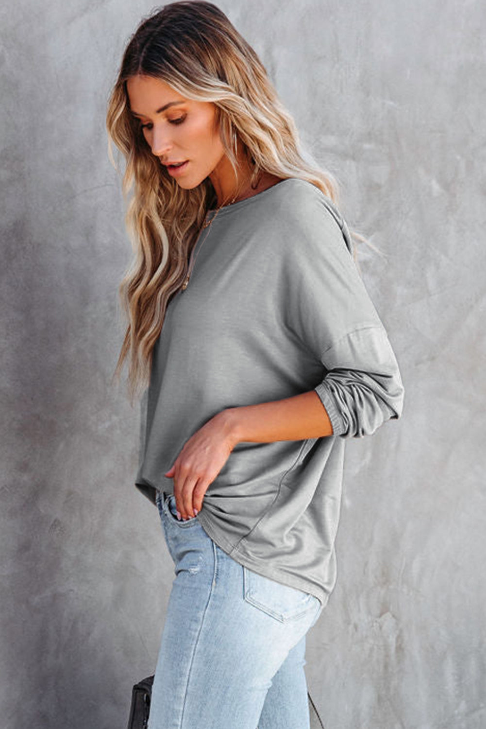 Gray Loose Fit Wide Neck Batwing Sleeves Top Item NO.: 7142