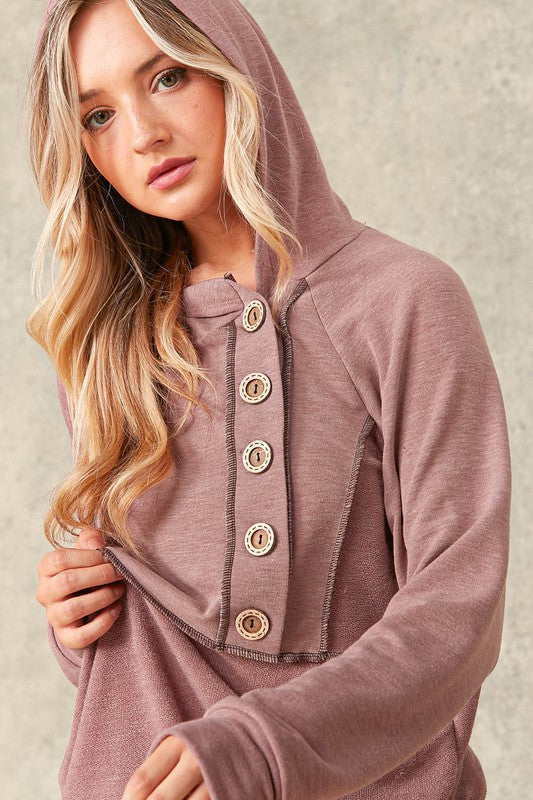 BUTTON DOWN PRINCESS LINE OUT SEAM HOODIE